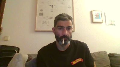 hotreds webcam model stream image