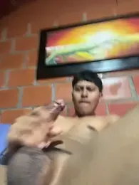 Miguel_960 webcam model stream image