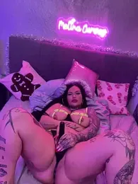 _MelinaCurves_ webcam model stream image