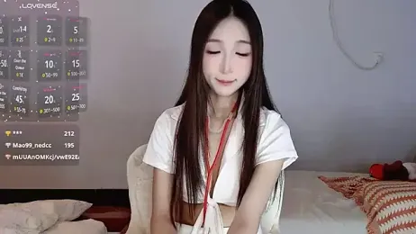 Tsuki-MM webcam model stream image