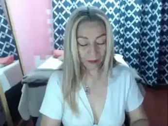 ZAMANTHA webcam model stream image