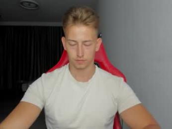 gym_alpha webcam model stream image