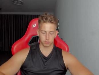 gym_alpha webcam model stream image