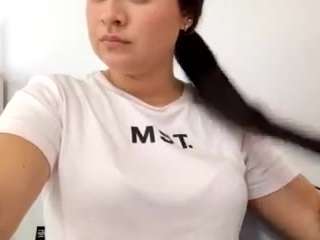 tessa-flame webcam model stream image