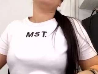 tessa-flame webcam camsoda model stream image