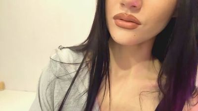 AleaseDecuir webcam model stream image