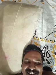 vardh033 webcam model stream image