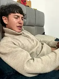 NaytonFreeman webcam model stream image