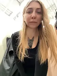 Sunny___Bunny webcam stripchat model stream image