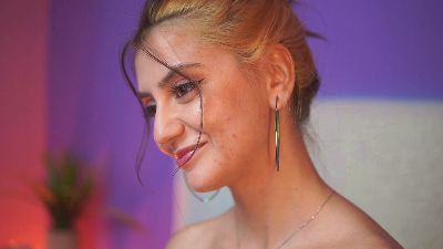 SabrinaHope webcam model stream image