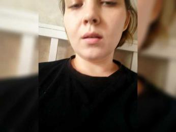 FoxyLoVe25 webcam model stream image