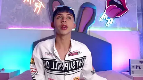 Princeapolo_anki webcam model stream image