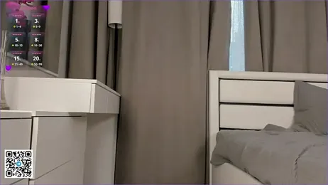 DollyGladman webcam model stream image