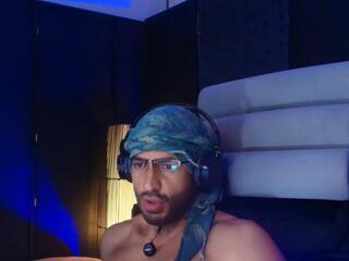 Ralf E webcam model stream image