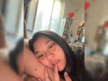 Losperupinos webcam model stream image