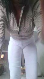 luxxe25 webcam model stream image