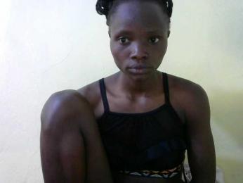 Prettyebony2 webcam bongacams model stream image