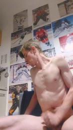 angler98 webcam model stream image