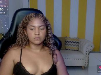 cristalwar webcam model stream image