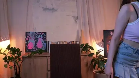 EvaDowe webcam model stream image