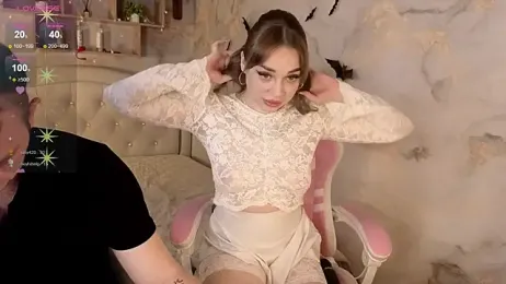 Crystal-Nuts webcam model stream image