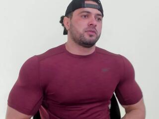 Thomas Brandon webcam model stream image