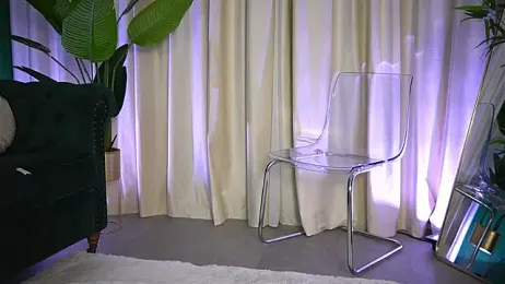 FoxieJullia webcam model stream image