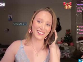 greenxxxqueen webcam model stream image