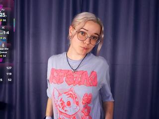 Ashleigh Connington webcam model stream image