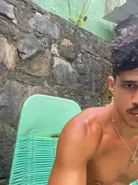 trustes00tribox webcam model stream image