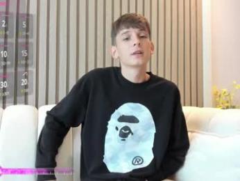 aiko_miracle webcam model stream image