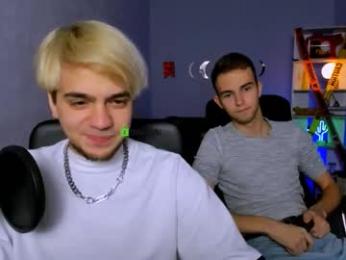 astren_villo webcam model stream image