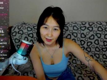 ElliMilka webcam model stream image