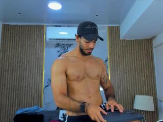 Alessio Moretti webcam model stream image