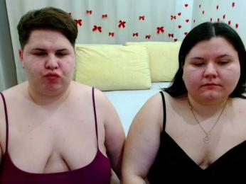 BeckyAndEllen webcam model stream image