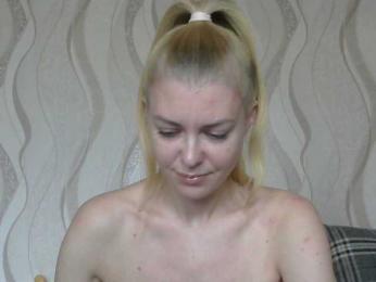 Kitty-Love27 webcam model stream image