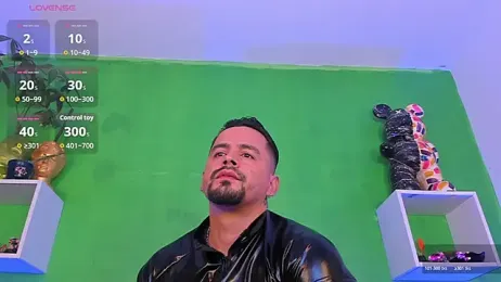 riky_11 webcam model stream image