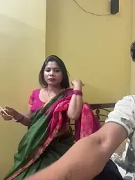 RedQQueen webcam stripchat model stream image