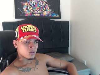 isascas webcam model stream image