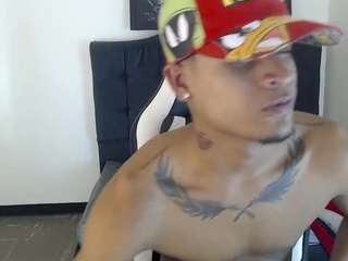 isascas webcam model stream image