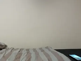 Vladyslav30 webcam model stream image