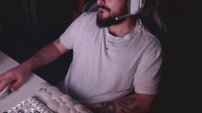 yosi001 webcam model stream image