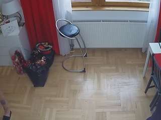 voyeurcam-julmodels-dining-2 webcam model stream image