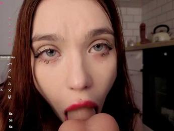 PrettyLilie webcam model stream image