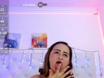 queendesiree webcam model stream image