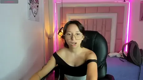 Klaret_Toy webcam model stream image