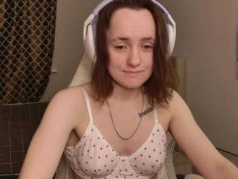 LunaL0ve webcam model stream image