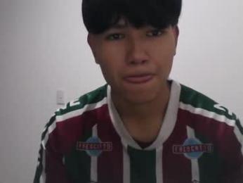 haru_boi webcam model stream image