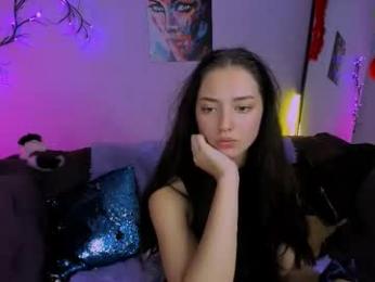 eva_smiith_ webcam model stream image