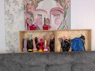 victoria-vega1 webcam model stream image